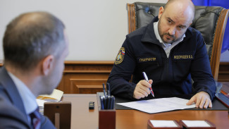 Губернатор поручил подготовить программу по закупке техники для обеспечения вывоза мусора