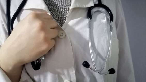 Минздрав рассказал самарцам, как быстро опознать признаки инсульта