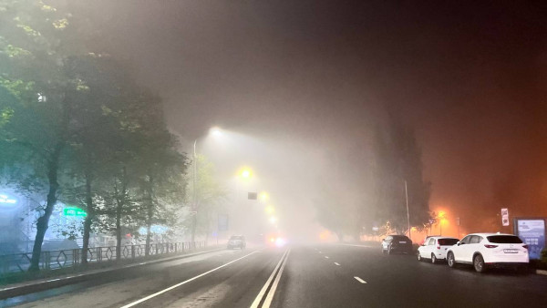 В Самаре водитель проехал по лежащему пешеходу и скрылся