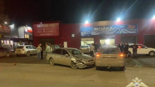 В Кировском районе Самары Lada XRAY влетела в Ford Focus