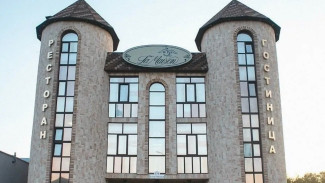 Роскошный замок на окраине Самары продают за 139 млн.рублей