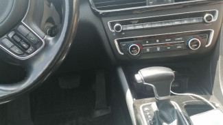 "Не берите пример с мужа": самарские женщины-водители оказались в 5 раз безопаснее мужчин на дороге