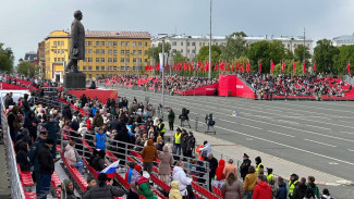 В Самаре задержан подросток, который зиговал на фоне Парада Победы