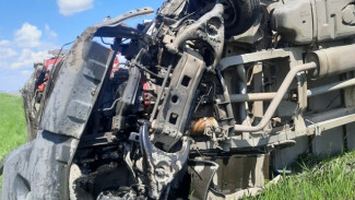 В Самарской области в ДТП перевернулись две машины 15 мая