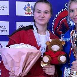 Самарская самбистка Е. Ягич завоевала золотую медаль Первенства России