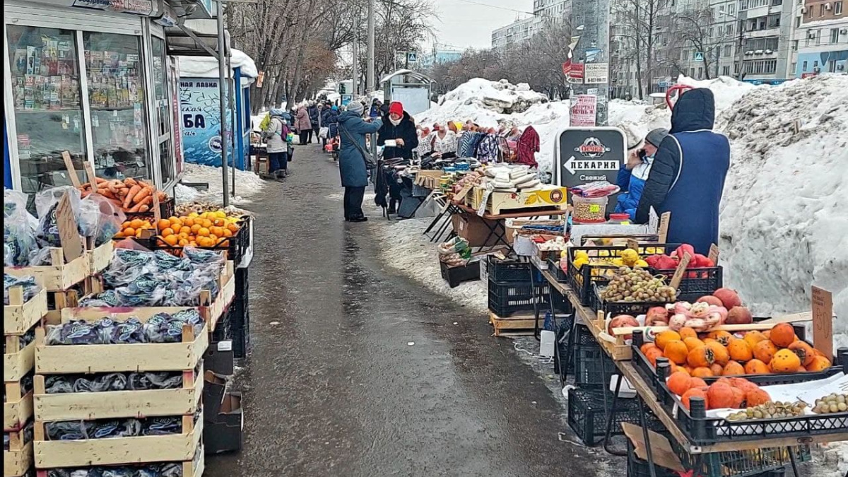 Увеличат штрафы и отберут товар»: в Самаре торговлю на улицах ограничат –  Новости Самары и Самарской области – ГТРК Самара