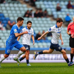 "Крылья Советов" в матче 26 тура проиграли в огненном матче с 2-умя удалениями и 11 добавленными минутами  