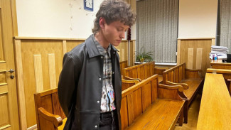 Певец Шарлот сообщил, что виртуальный джинн шалит в его аккаунте