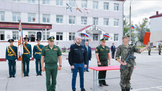 В Самаре первые военнослужащие научно-производственного подразделения Вооруженных сил РФ приняли военную присягу