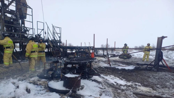 Нефтяная скважина загорелась под Самарой: 4 человека пострадали