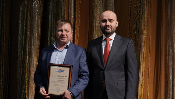 Глава региона Вячеслав Федорищев встретился с аграриями и вручил награды ко Дню работника сельского хозяйства и перерабатывающей промышленности