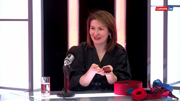 Шелковый путь Алсу Бирюковой: как экономист из Самары стала востребованным дизайнером с выставками в Москве