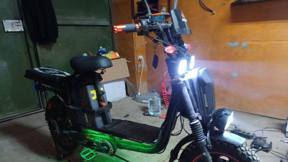 В Самаре курьер на электровелосипеде получил вывих руки со смещением