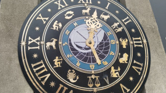 Гороскоп на 12 августа: эти 4 знака столкнутся с финансовыми рисками