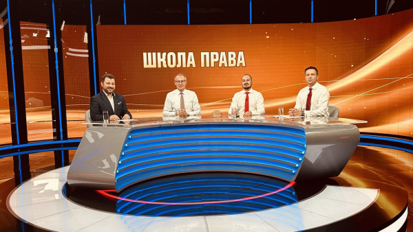 «Школа права»: ловушка для подростков. Как защитить от дропперства?