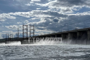 Жигулевская ГЭС скорректировала работу из-за снижения воды 