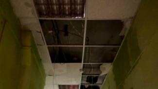 Появились кадры с места обрушения потолка в самарском детском саду