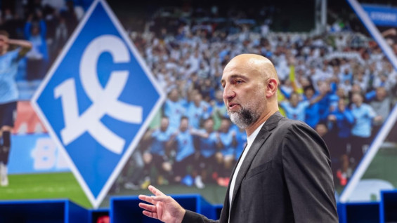 Главного тренера М. Адиева уволили из самарских "Крыльев Советов" 