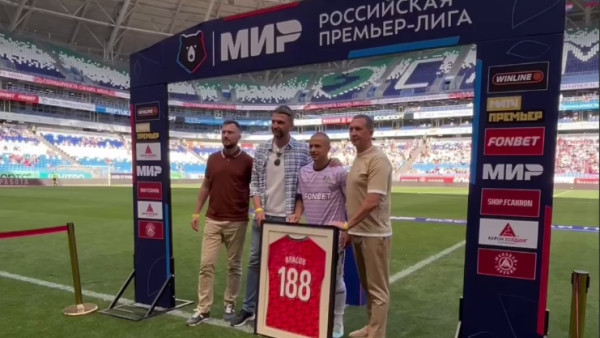 Клуб Акрон 3 августа распрощался с гендиректором