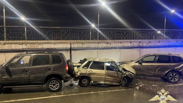 В Самаре 61-летний водитель Subaru Forester устроил массовое ДТП: есть пострадавшие