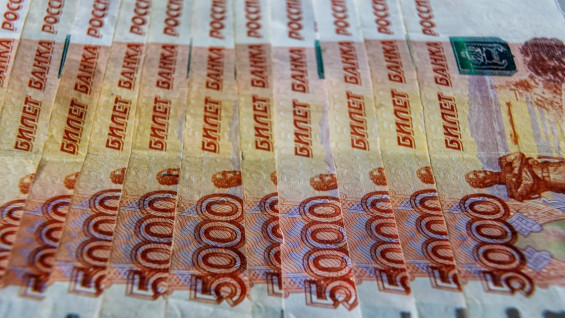 Самарская область заняла 3 место в ПФО по размеру заработной платы