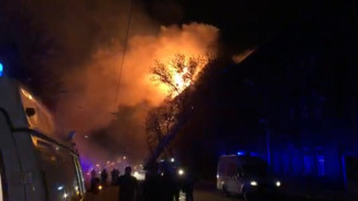 В Самаре пожар уничтожил исторический дом Челышева