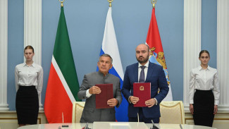 Руководитель области Вячеслав Федорищев встретился с главой Татарстана Рустамом Миннихановым