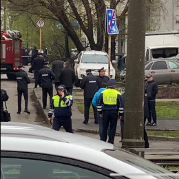 «Вся квартира затряслась»: жители Самары рассказали, как пережили падение обломков БПЛА на жилой дом