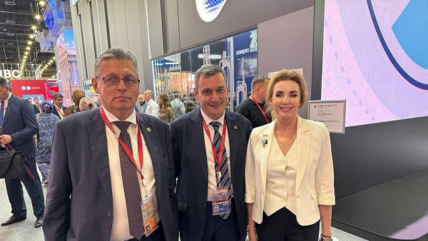 Александр Хинштейн анонсировал подписание соглашений с Самарской областью на ПМЭФ-2025