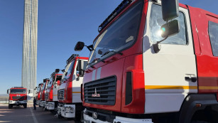 Вячеслав Федорищев передал в муниципалитеты Самарской области 20 современных пожарных машин 