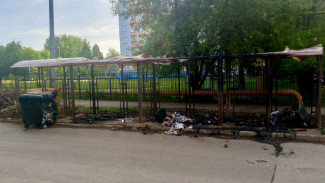 В Кировском районе Самары вандалы уничтожили контейнерную площадку