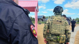 В Самаре мигранты притворились мебелью в ходе рейда полиции