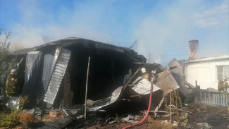 Под Самарой полностью сгорел жилой дом 4 августа