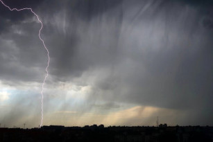 В Самарской области ужесточили штормовое предупреждение на 27 апреля