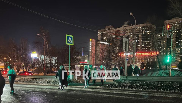 В Самаре популярная улица осталась без света