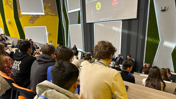 В Самаре мошенники обманули иностранного студента