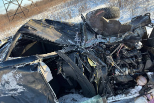 Под Самарой 2 февраля столкнулись «Ласточка» и легковой автомобиль