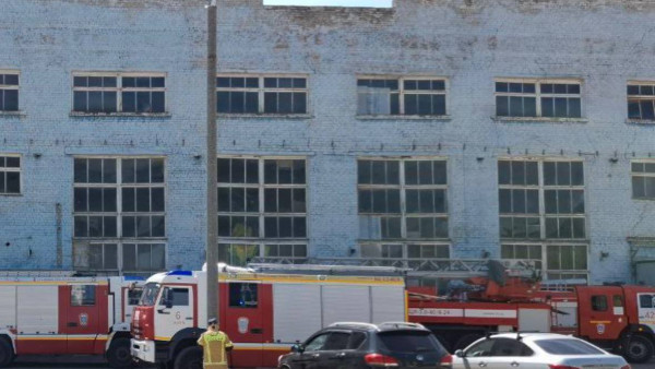 В Самаре загорелся цех №8 подшипникового завода