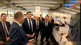 Предприятие оборонной промышленности 63-го региона посетил министр промышленности и торговли РФ 