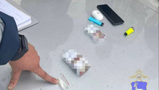 Под Самарой задержали нервного водителя с наркотиками