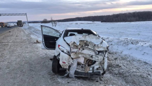 Под Самарой в ДТП с грузовиком 10 февраля пострадала женщина-водитель 