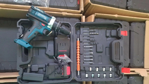 Самарская таможня пресекла ввоз 40 тонн аккумуляторных дрелей из Китая