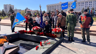 В Самаре почтили память жертв и ликвидаторов чернобыльской аварии