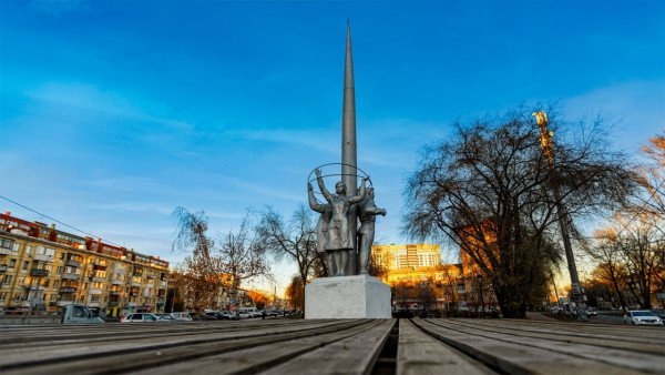 Памятник покорителям космоса в Самаре взят под особую охрану