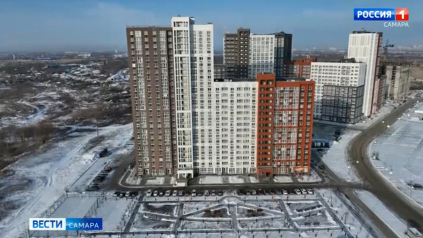 В южной части Самары продолжается активное строительство жилых комплексов 