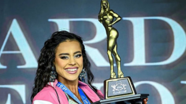 Дарья Шаповалова из Самары завоевала титул чемпионки мира по бодибилдингу