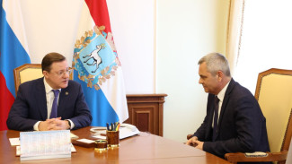 Губернатор Дмитрий Азаров провел встречу с Андреем Шаминым