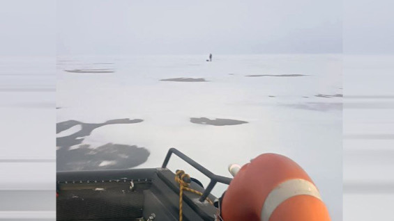 В акватории Волги в Самарской области отыскали заблудившегося из-за метели рыбака