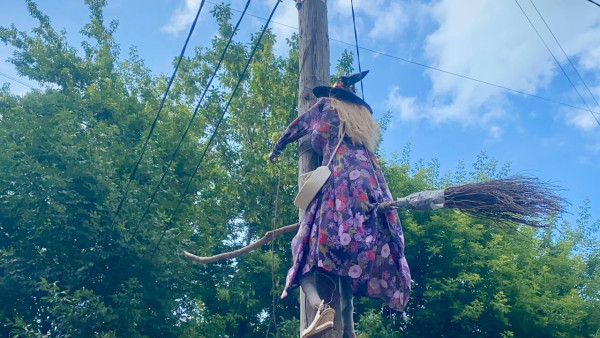 Гороскоп на 15 августа: этому знаку запрещено давать деньги в долг