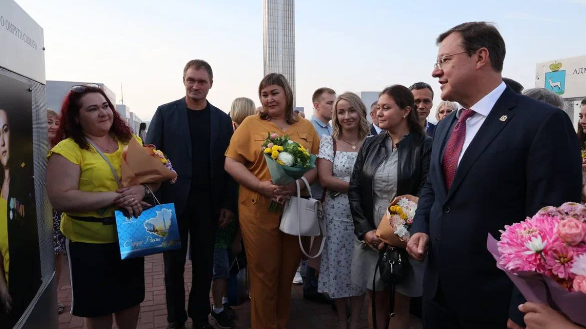 В Самаре открылась уникальная фотовыставка «ЖЕНЫ ГЕРОЕВ» – Новости Самары и  Самарской области – ГТРК Самара